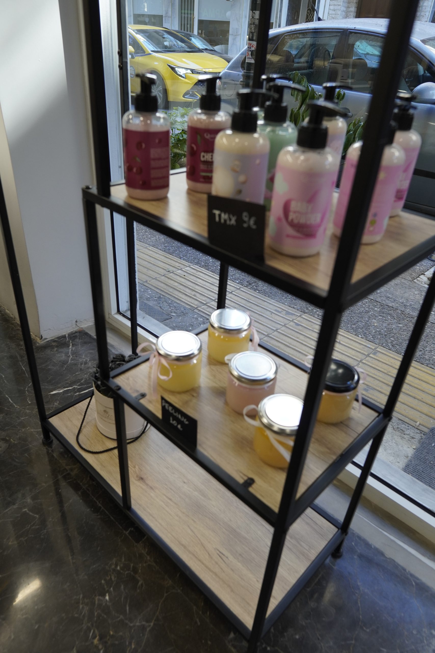 GM Nails Boutique - φωτογραφία του χώρου 14