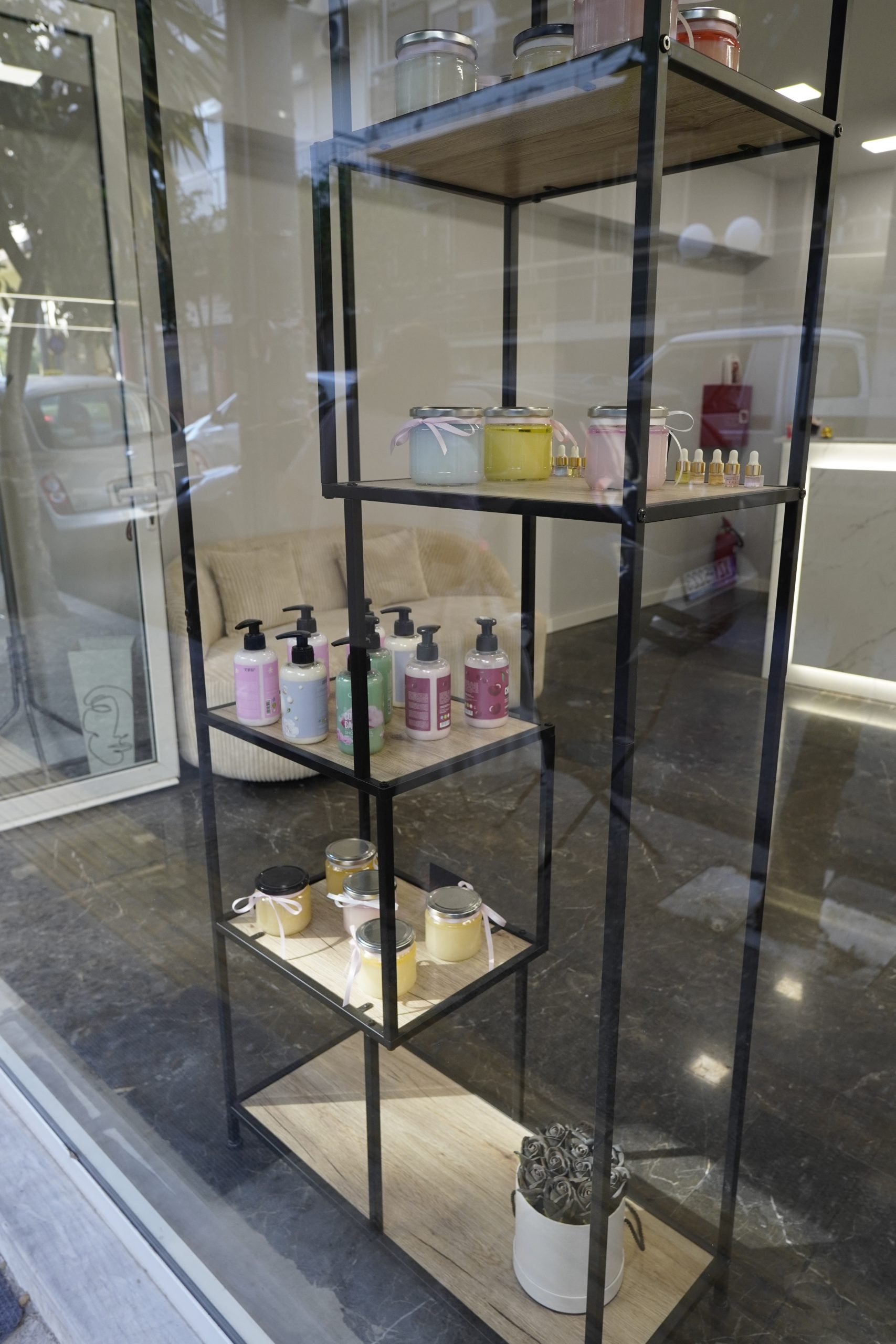 GM Nails Boutique - φωτογραφία του χώρου 23
